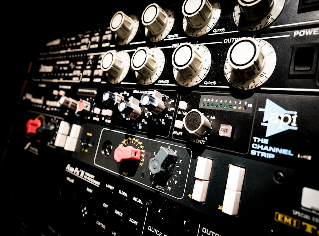 How to Generate Free Logo Flpmarkable